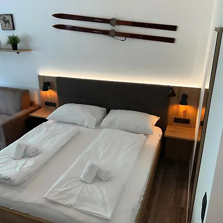 Glacier View Апартаменты Капрун